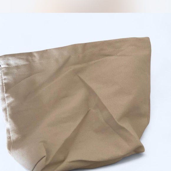 Elegant Tan Suede Shoulder Bag - Picture 3 of 5